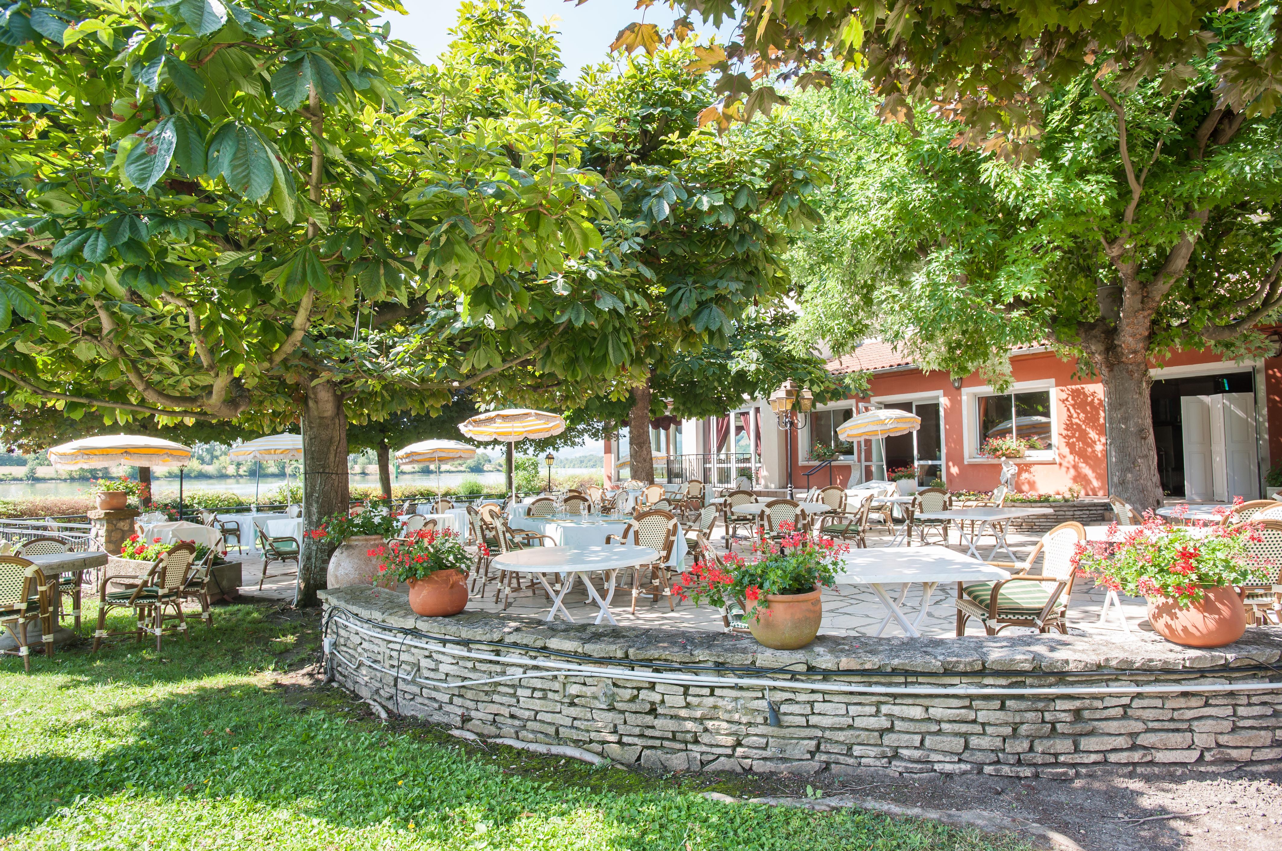 Hotel Beau Rivage Condrieu Exterior foto